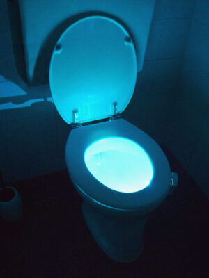 LED svetlo do WC